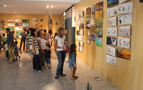 Exposi__o_realizada_na_Biblioteca_Municipal_de__lhavo