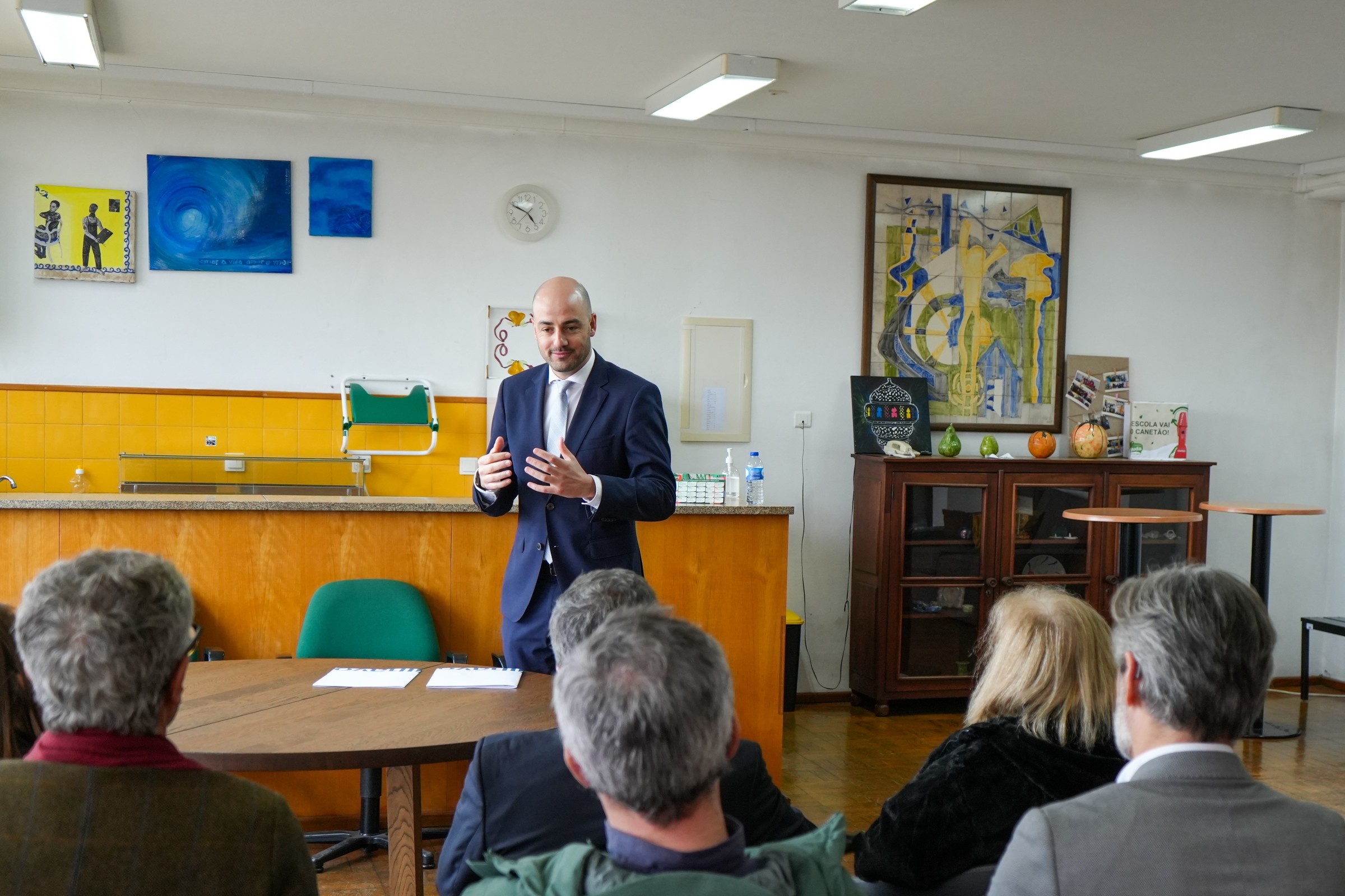 Início das obras de Reabilitação das Escolas Básica José Ferreira Pinto Basto e Secundária Dr. Jo...