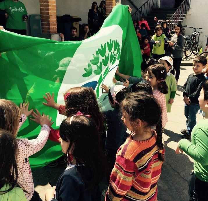 Bandeiras Verdes Eco-Escolas começam a ser hasteadas