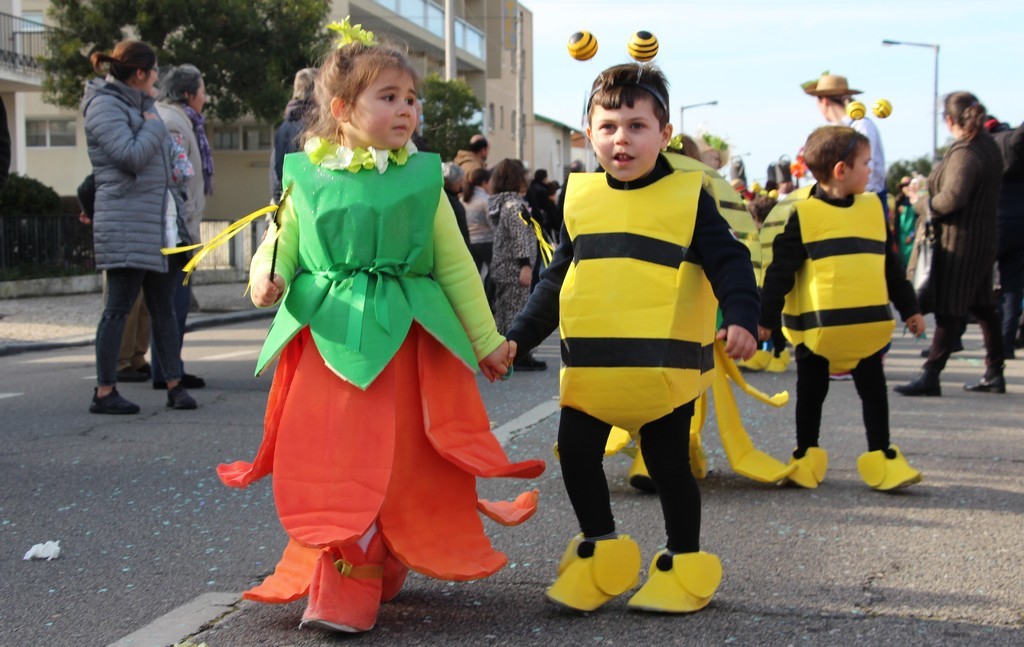 Carnaval Infantil de Ílhavo anima centro da cidade, na sexta-feira
